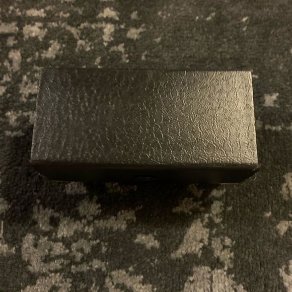 At Studio by Majestic “Botanical” - Picture 10 of 13